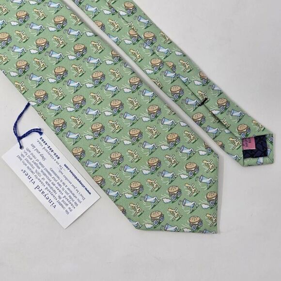 VINEYARD VINES SILK TIE FAST FOOD GREEN HAMBURGER SHAKE PATTERN 3.5" X 59" NEW - Picture 1 of 4